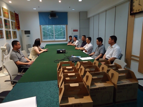 匯東股份“八一”慰問復退轉業(yè)軍人