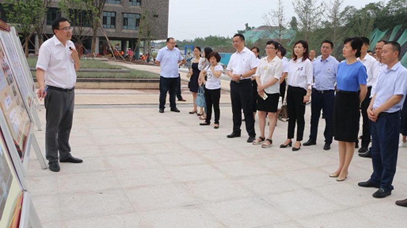 市委常委、組織部長(zhǎng)劉敏蒞臨衛(wèi)康院新校區(qū)建設(shè)項(xiàng)目現(xiàn)場(chǎng)進(jìn)行調(diào)研