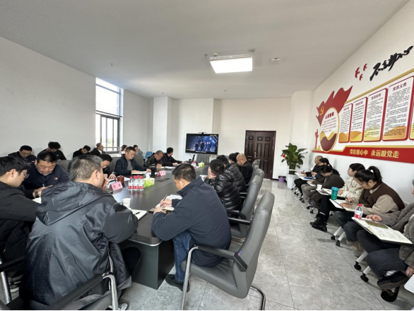 嚴把節(jié)后“安全關” 擰緊生產(chǎn)“安全閥”  |  匯東建工召開節(jié)后復工復產(chǎn)安全專題會